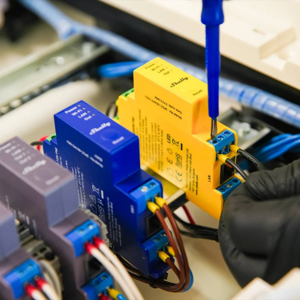 Controlador Shelly Pro RGBWW PM Wi-fi DIN