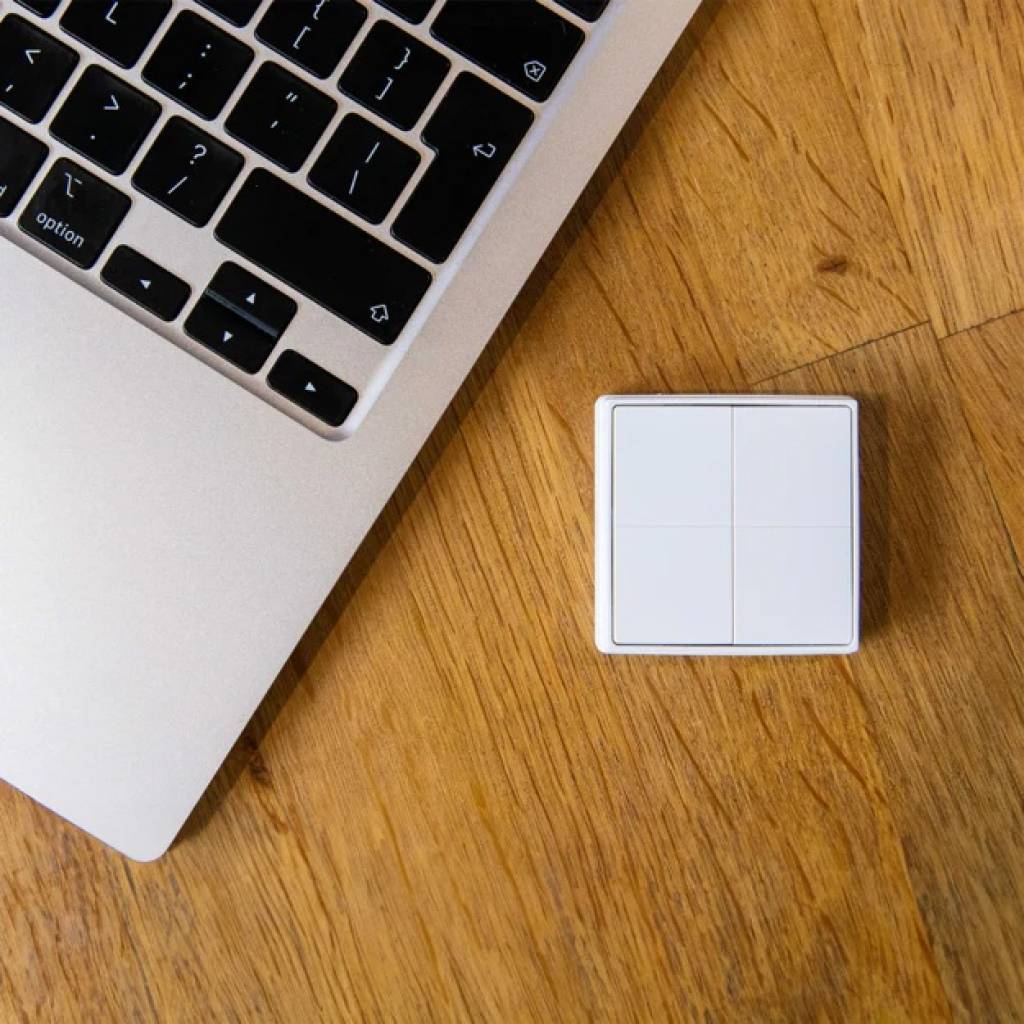 Shelly BLU Wall Switch 4 – Interruptor Inteligente Bluetooth de 4 Canales